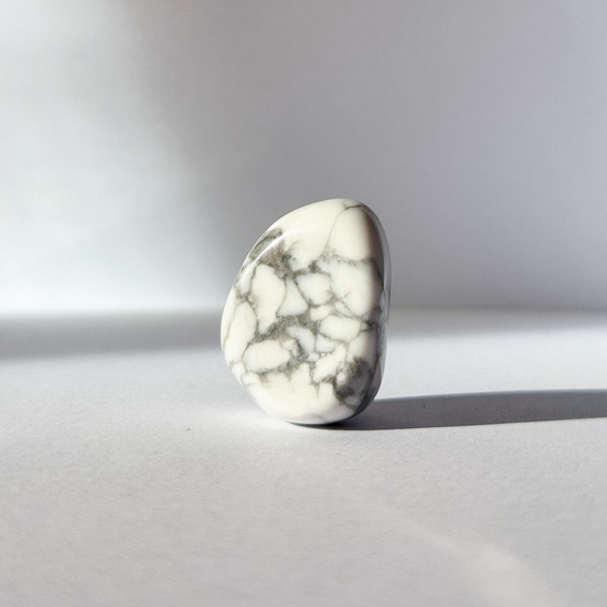 Howlite Tumble